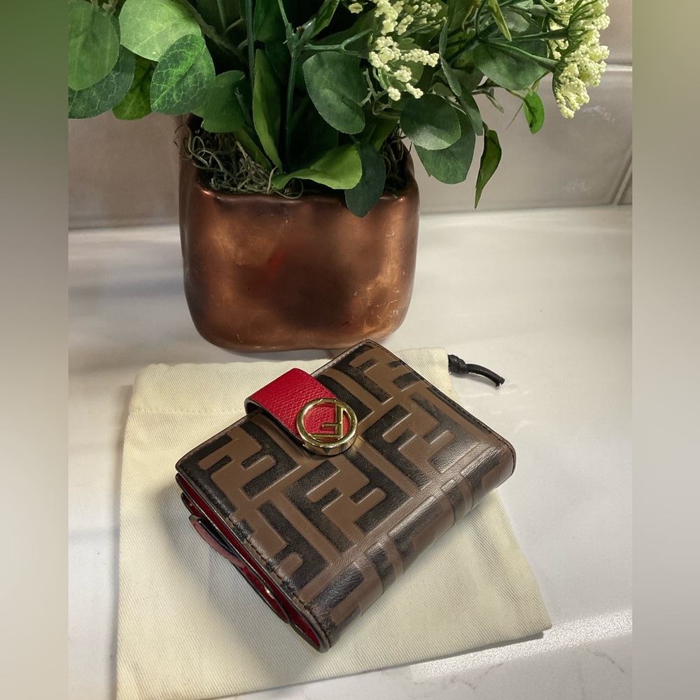 FENDI Vitello Cruise F is Fendi Bi-Color FF 1974 Embossed Compact Wallet - Picture 4 of 17